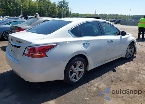 2015 Nissan Altima 2.5 Sl z USA, uszkodzony, nr VIN 1N4AL3AP0FN336869
